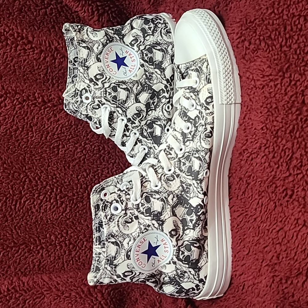 Converse All Star Chuck Taylor Black and White Skull High Tops‎ Men's - Size 13